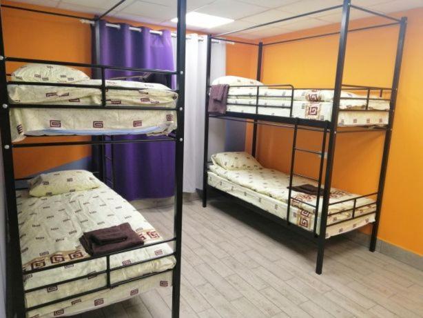 Hostel Meridian Kiev Rom bilde